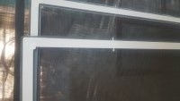 ремонт москитных сеток в пластиковых окнах